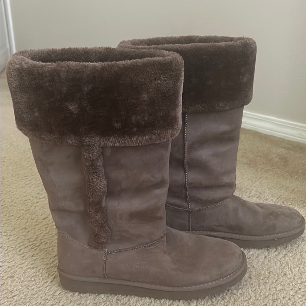 Brown Winter Boots with Fur Lining